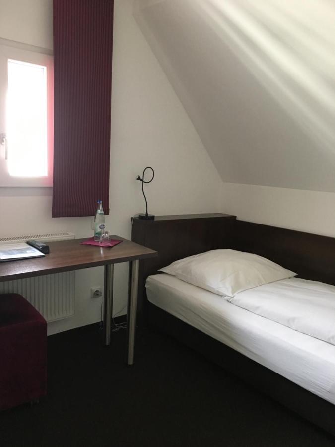 Hotel Bergbauer Mit Late-Self-Check-In Neuburg an Der Donau Luaran gambar
